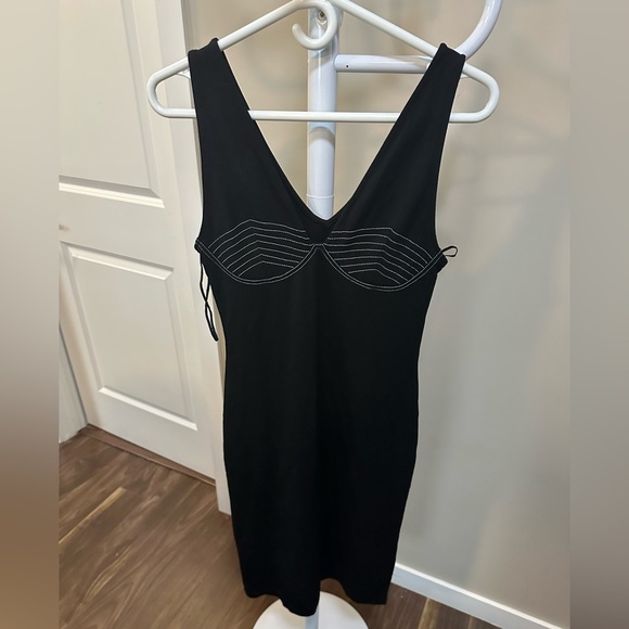 Black dress from Zara. Size is medium - Picture 1 of 3